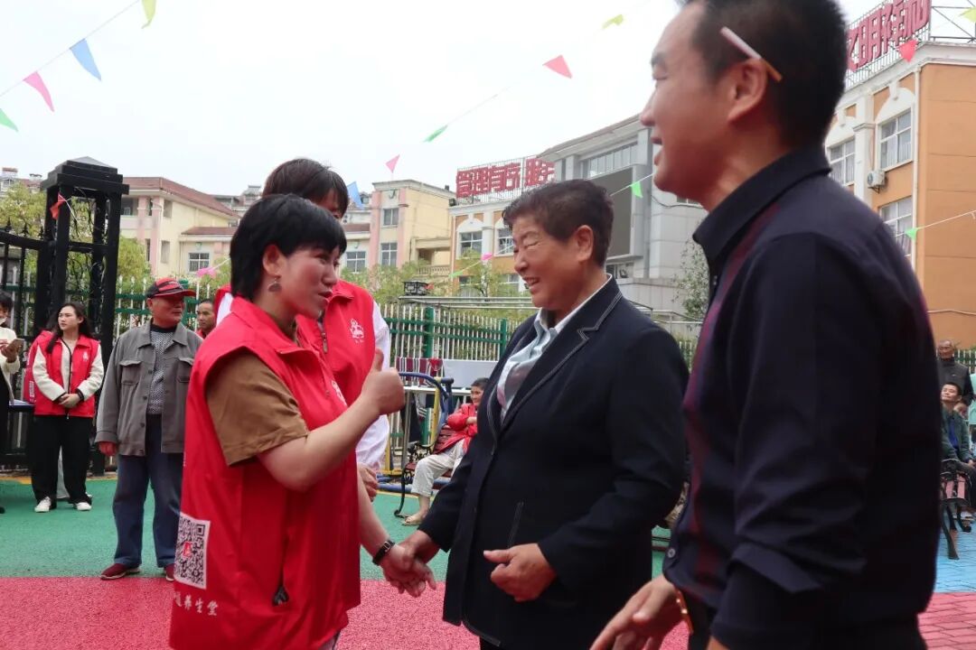凤凰花园老年公寓重阳敬老活动